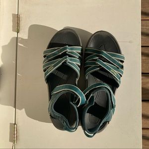 Teva Tirra Teal / Dark Shadow
